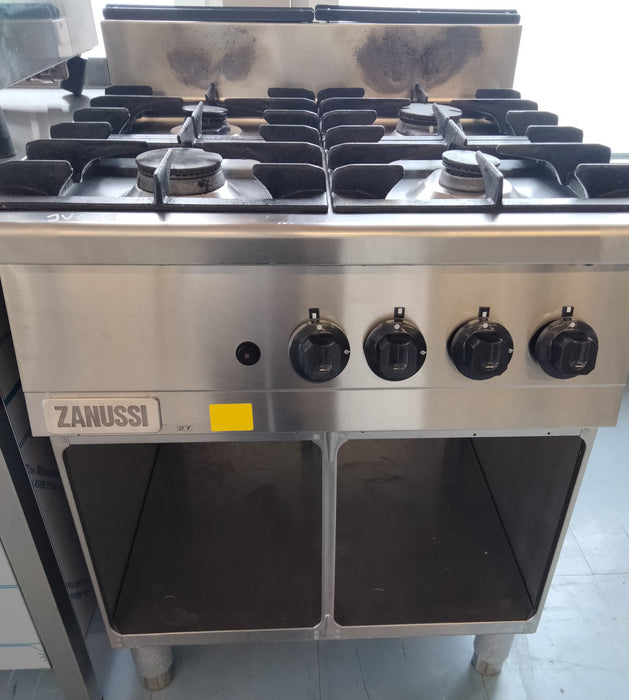 Zanussi kaasuliesi 700 x 730 x 1000